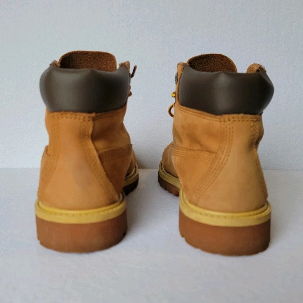 Timberland Nubuck Wheat Boots Youth Size 1 Waterproof Lace Up Y2K Streetwear 6in